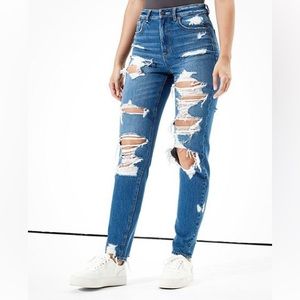 American Eagle Mom Jeans